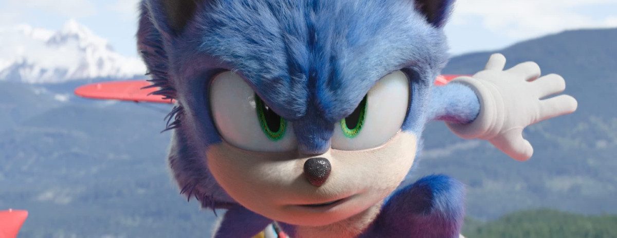 Sonic befindet sich in Startposition zum Laufen, schaut direkt in die Kamera